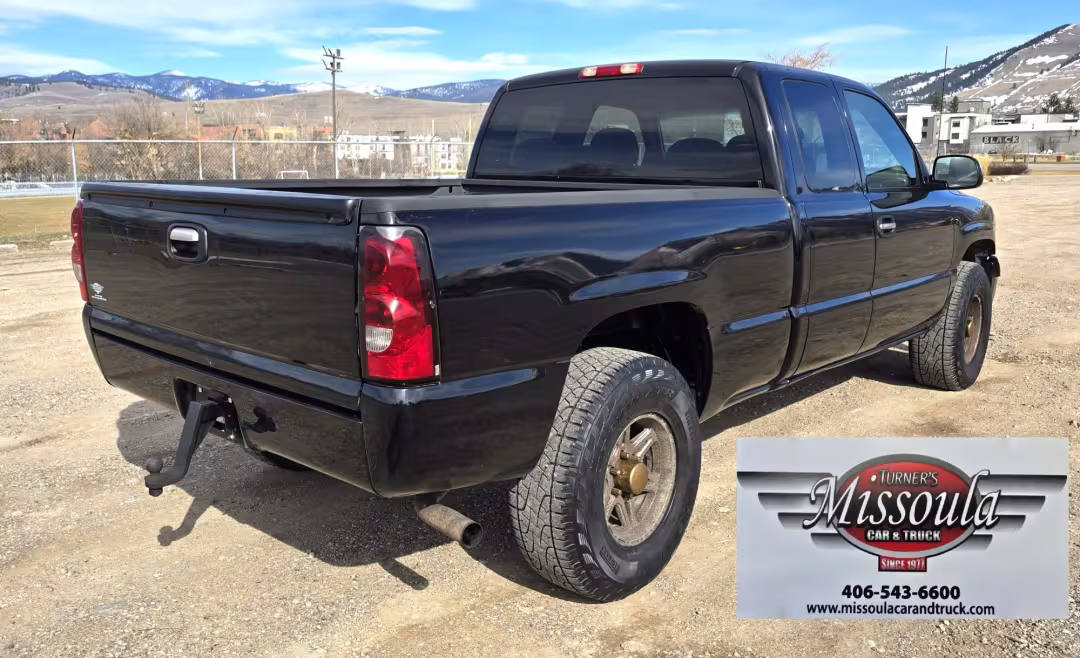 1999 Chevrolet Silverado 1500 - 2GCEK19T7X1288052 - Image #3