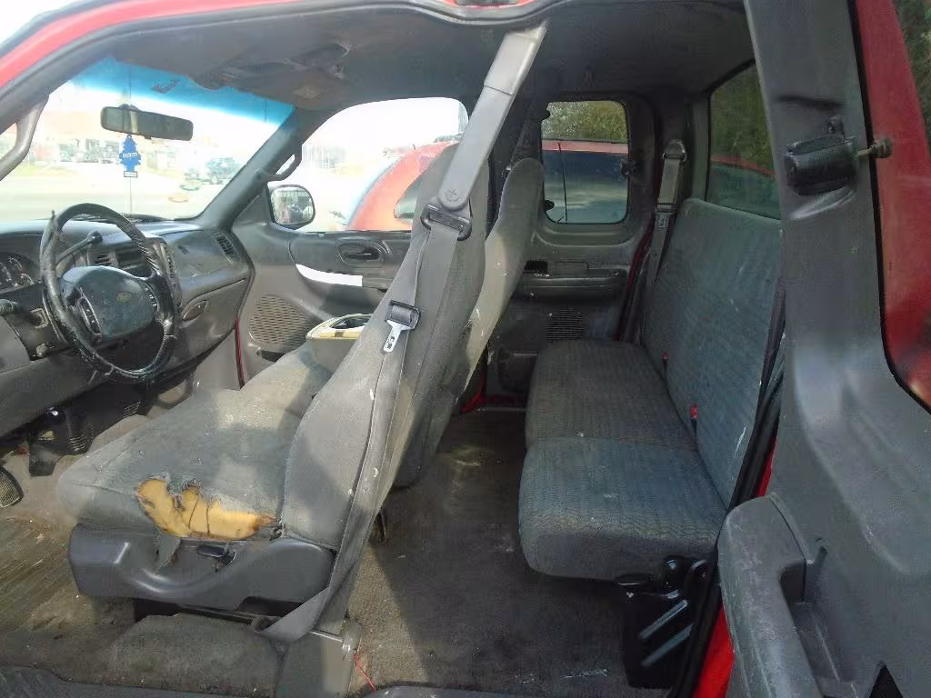 2000 Ford F-150 - 1FTZX0724YKB27389 - Image #3