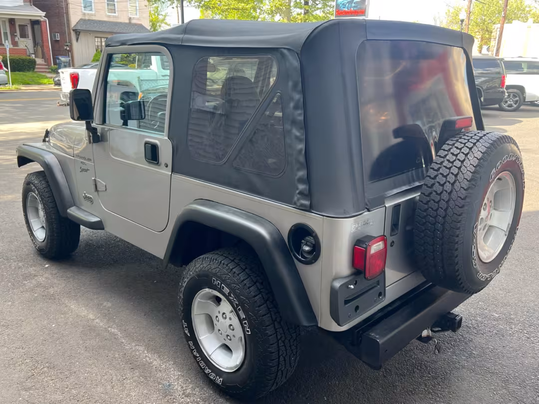 2001 Jeep Wrangler - 1J4FA49S21P363955 - Image #2