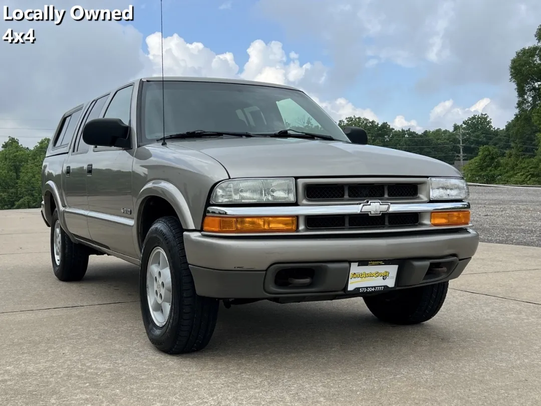 2004 Chevrolet S-10 - 1GCDT13X14K135148 - Image #1