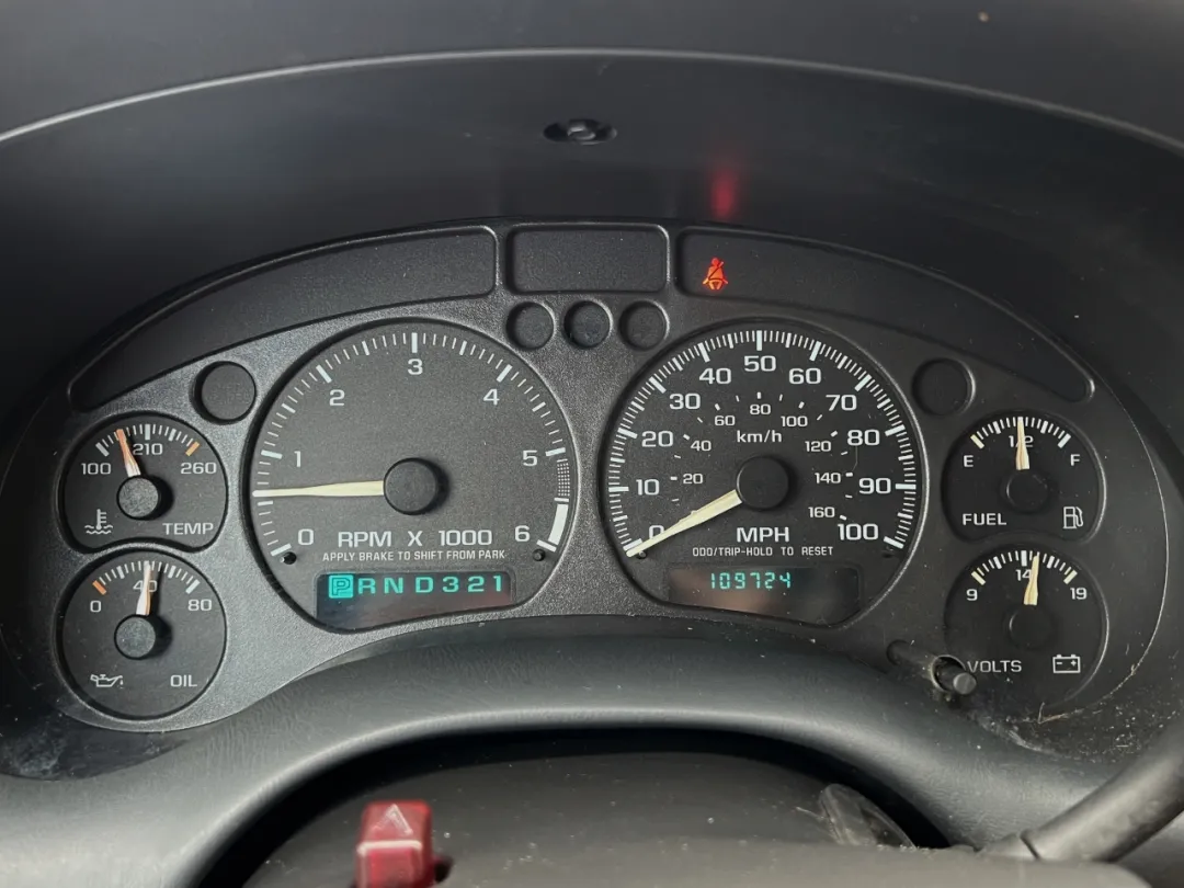 2004 Chevrolet S-10 - 1GCDT13X14K135148 - Image #2