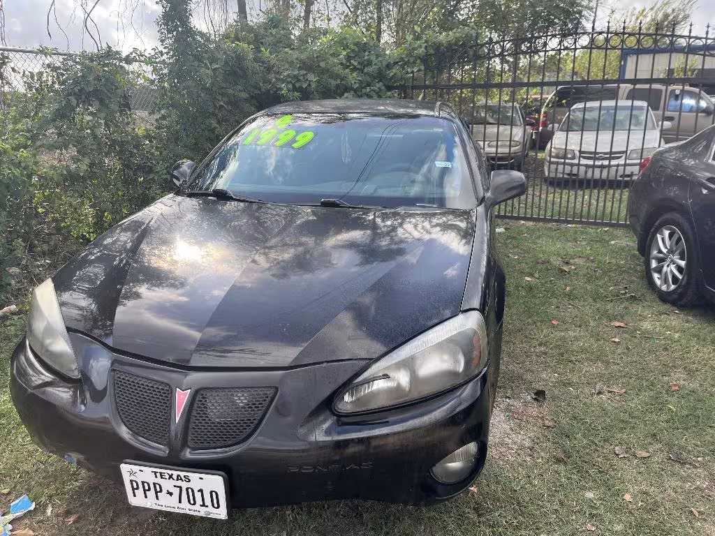 2004 Pontiac Grand Prix - 2G2WS522X41181462 - Image #3