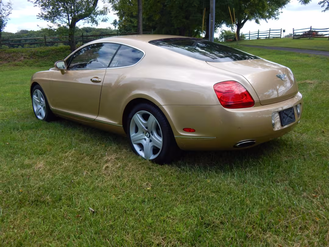 2005 Bentley Continental GT - SCBCR63W25C025917 - Image #2