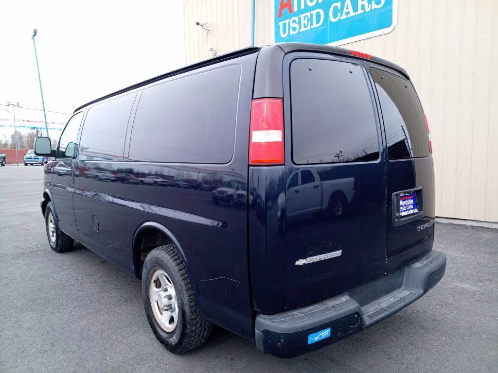 2006 Chevrolet Express - 1GCEG15X661220467 - Image #3