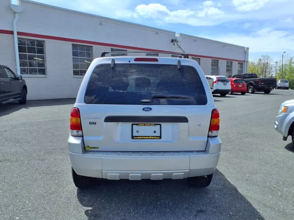 2007 Ford Escape - 1FMYU93137KB19249 - Image #3
