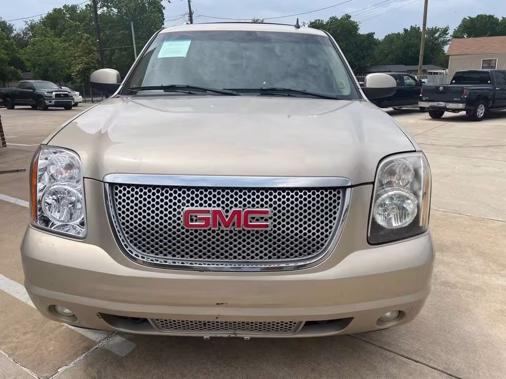 2007 GMC Yukon Denali - 1GKFK63867J337449 - Image #3