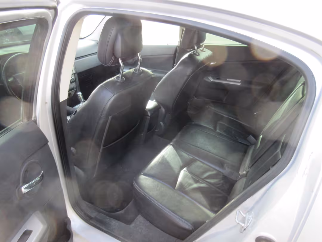 2008 Dodge Avenger - 1B3LC46K38N227607 - Image #2