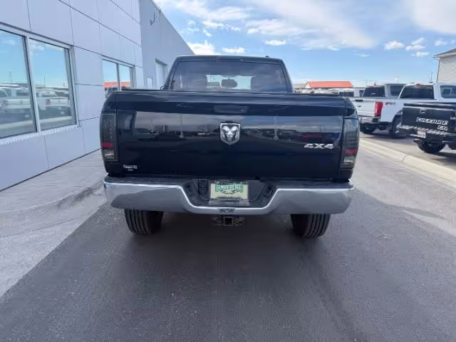 2011 Dodge Ram 2500 - 3D7UT2CL4BG547075 - Image #3