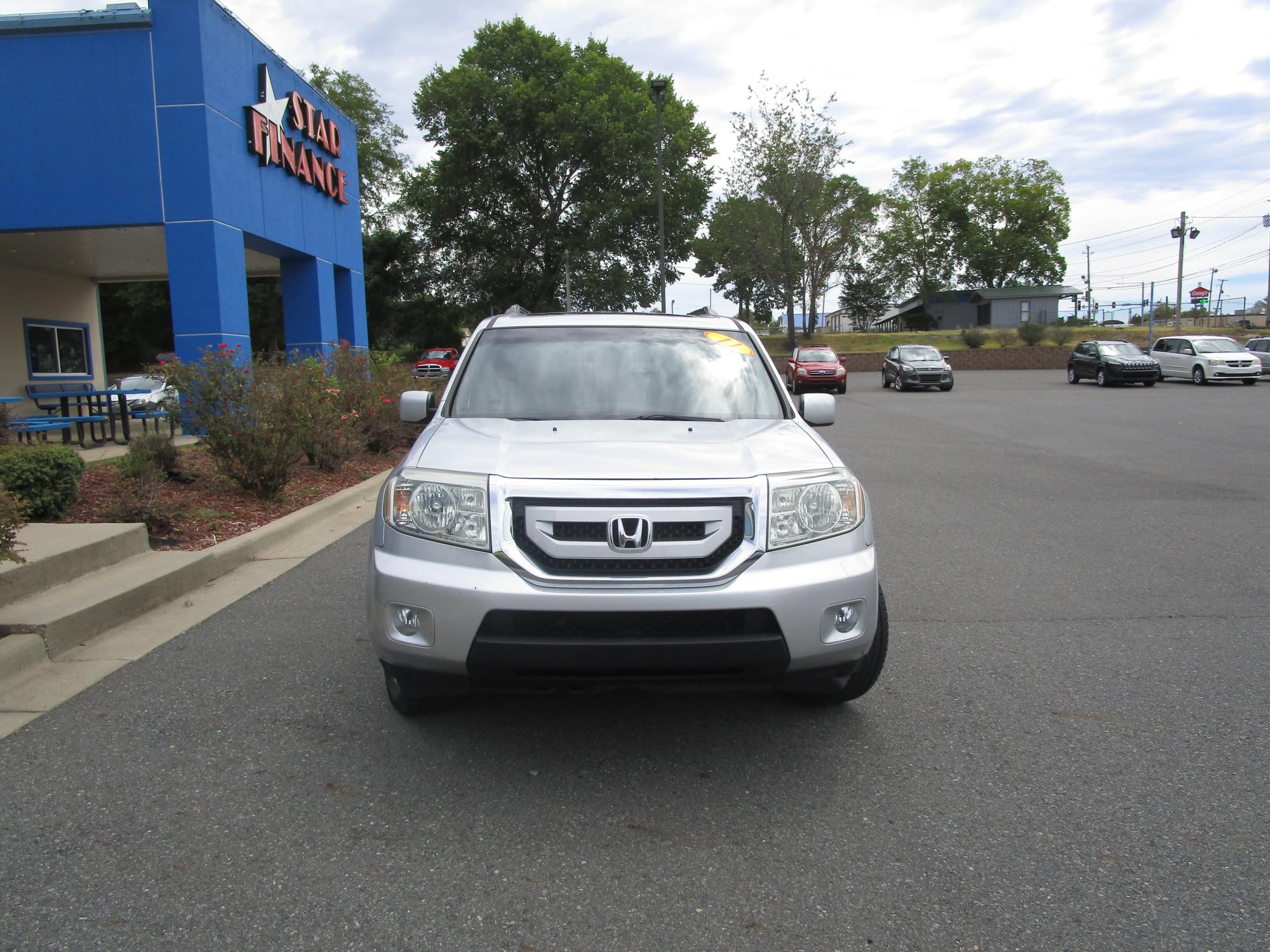 2011 Honda Pilot - 5FNYF4H53BB053577 - Image #2