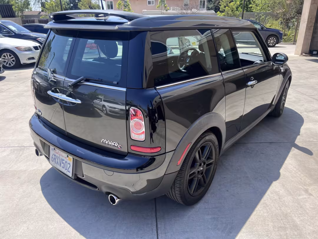 2011 Mini Clubman - WMWZG3C51BTY31078 - Image #2