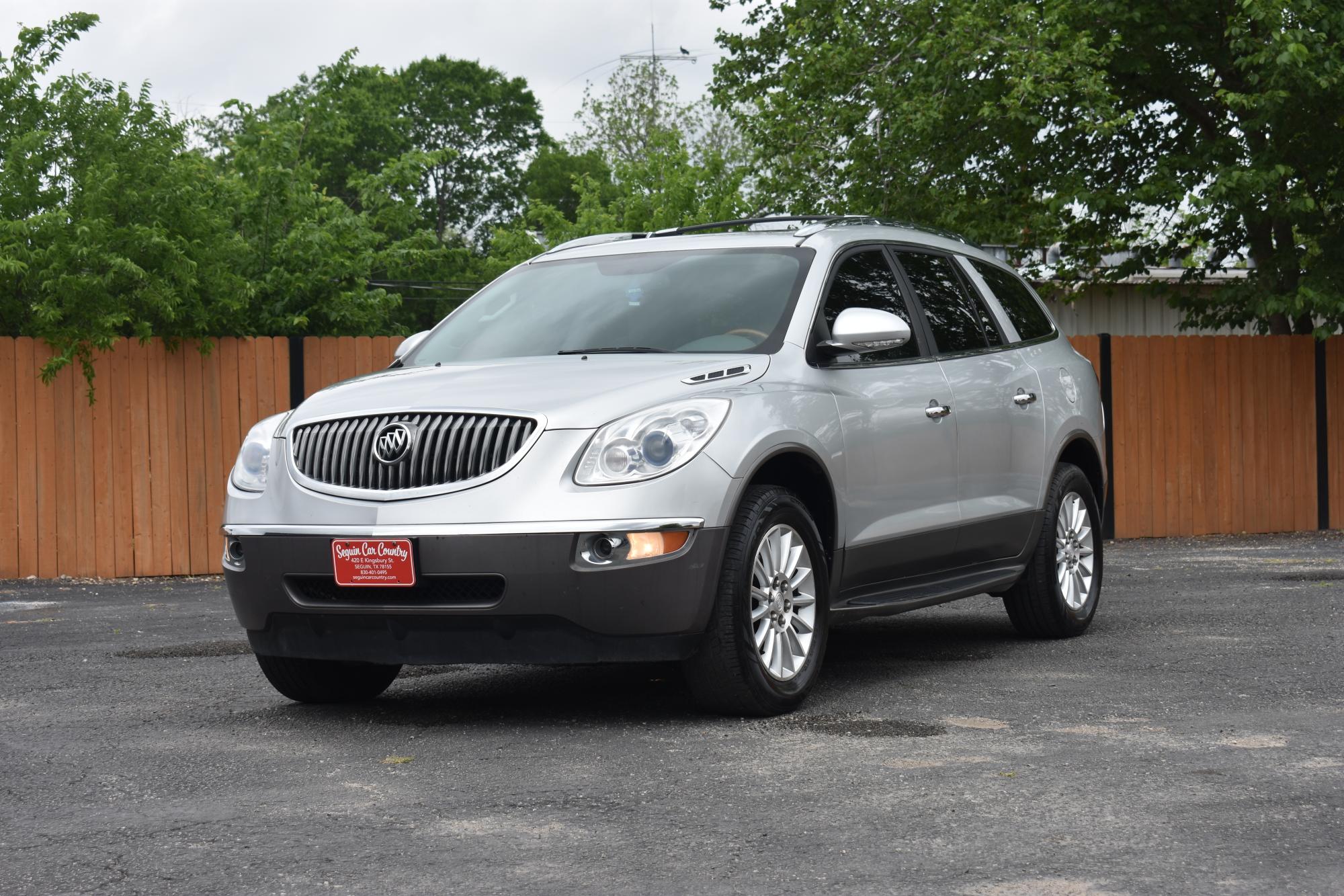 2012 Buick Enclave - 5GAKRCED0CJ320642 - Image #2