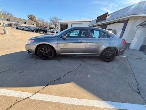 2012 Chrysler 200 - 1C3CCBAB6CN200117 - Image #1