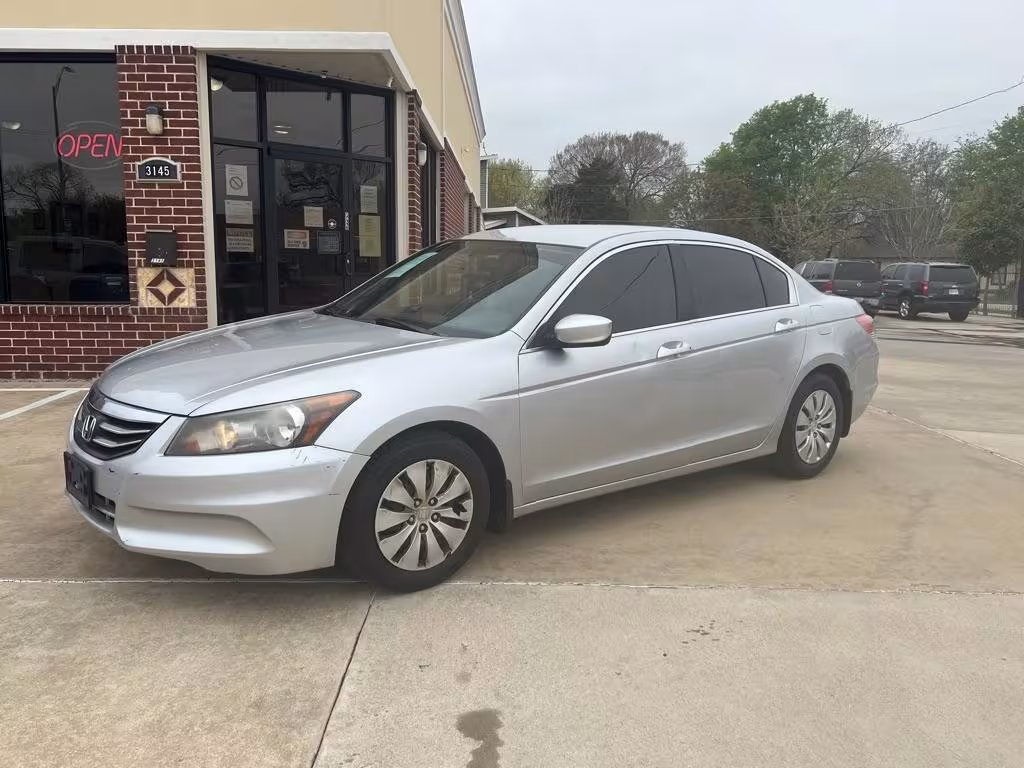 2012 Honda Accord - 1HGCP2F37CA226008 - Image #2