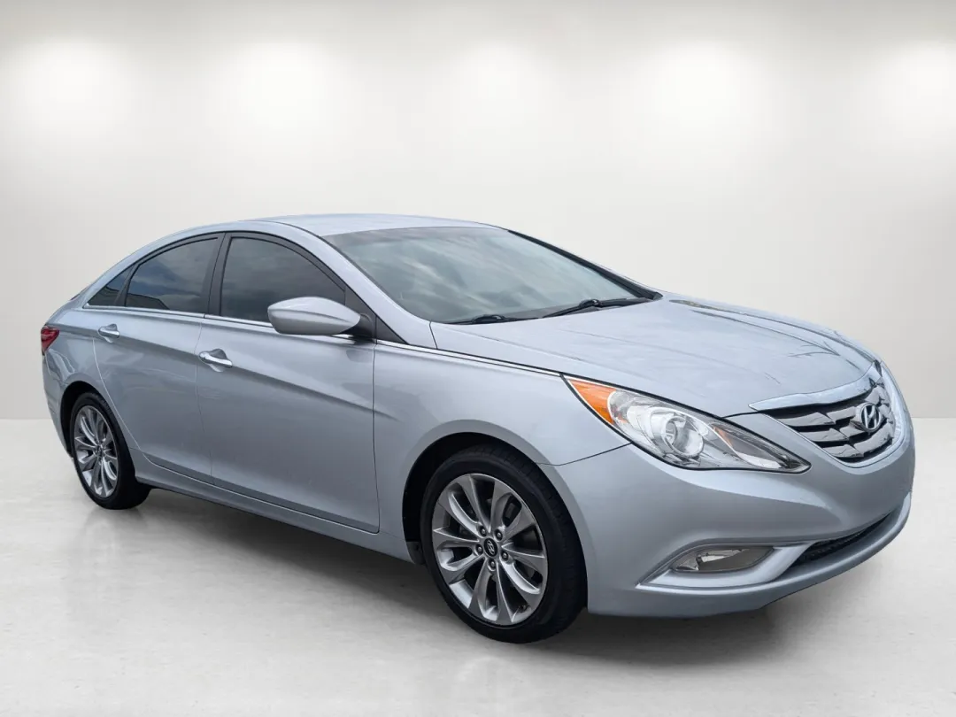 2012 Hyundai Sonata - 5NPEC4AC2CH436840 - Image #3