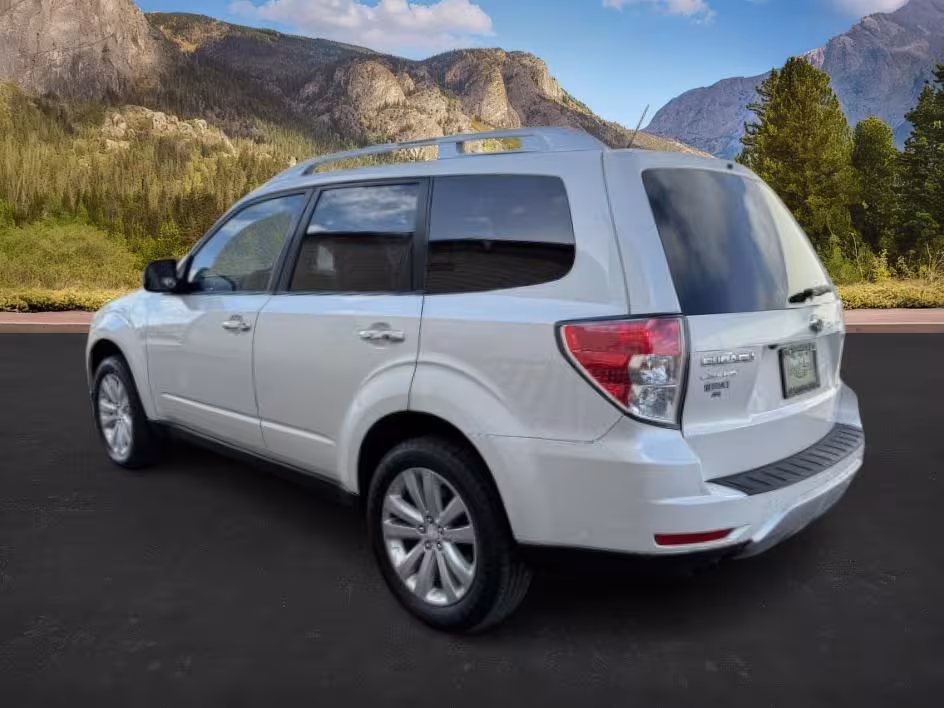 2012 Subaru Forester - JF2SHAGC0CH415205 - Image #2