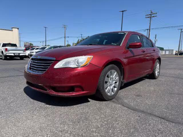 2013 Chrysler 200 - 1C3CCBAB7DN560918 - Image #1