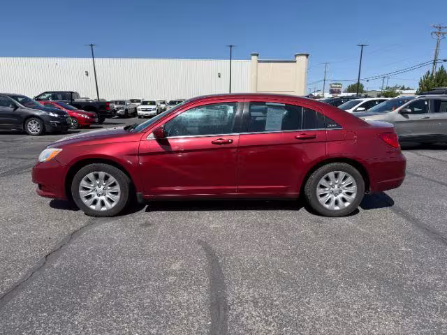 2013 Chrysler 200 - 1C3CCBAB7DN560918 - Image #2