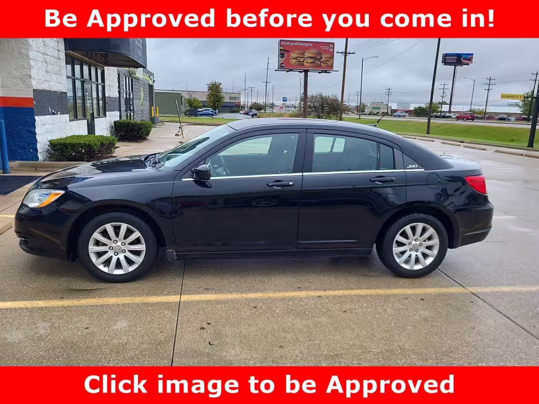 2013 Chrysler 200 - 1C3CCBBB1DN577664 - Image #3