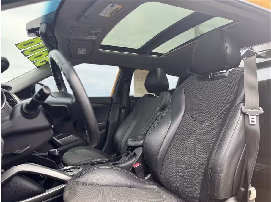 2013 Hyundai Veloster - KMHTC6AD4DU115140 - Image #3