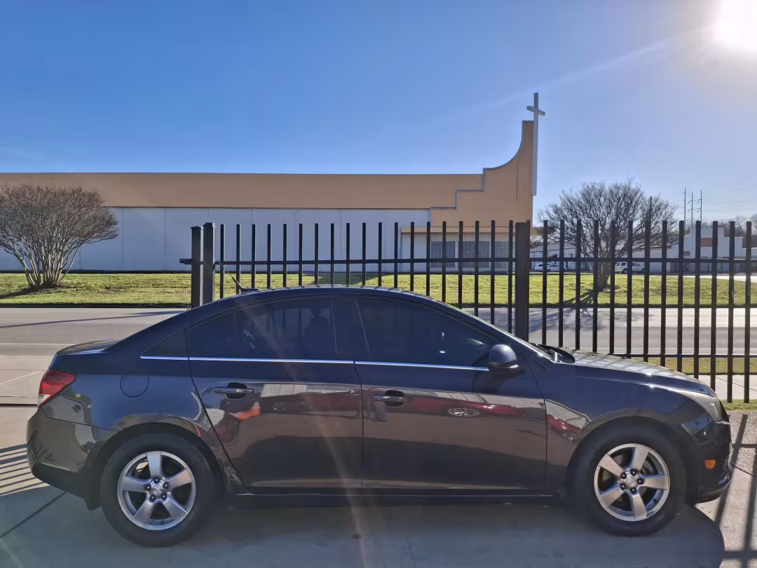 2014 Chevrolet Cruze - 1G1PC5SB7E7251400 - Image #1