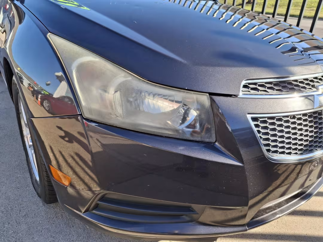 2014 Chevrolet Cruze - 1G1PC5SB7E7251400 - Image #2