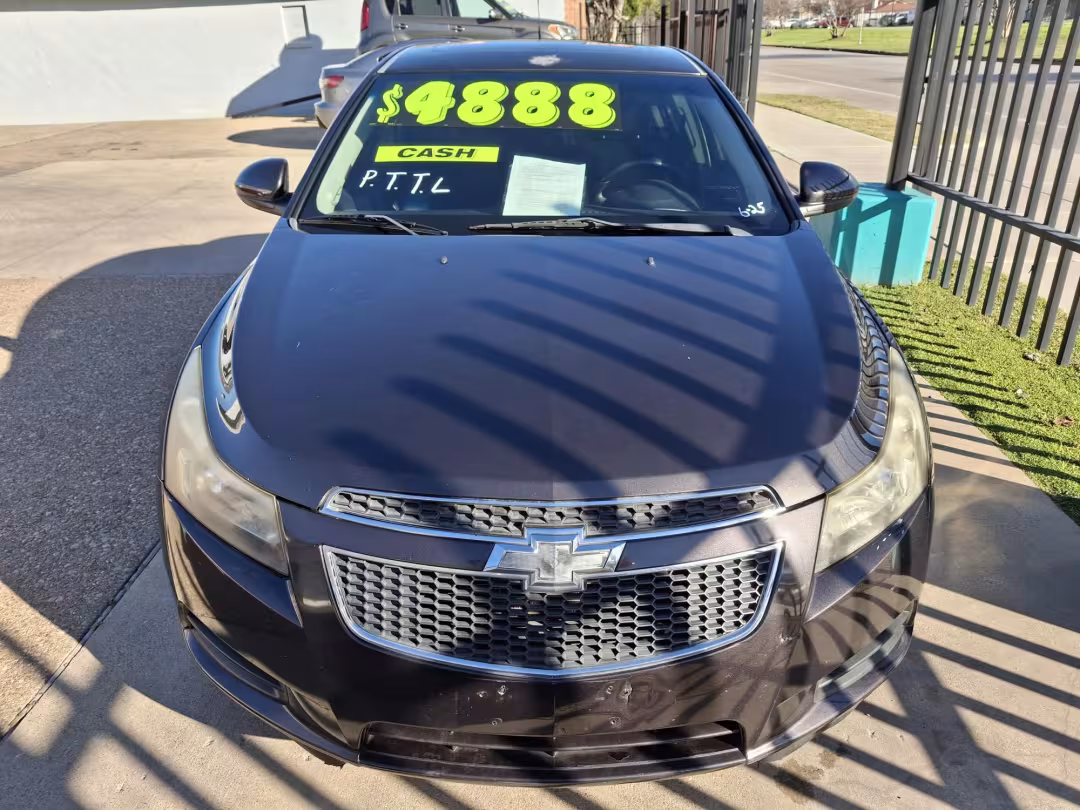 2014 Chevrolet Cruze - 1G1PC5SB7E7251400 - Image #3