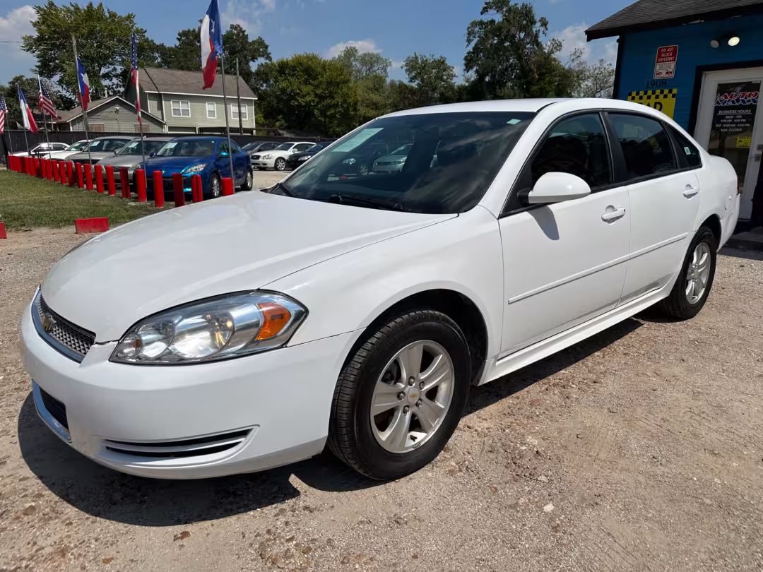 2014 Chevrolet Impala - 2G1WA5E38E1145508 - Image #2