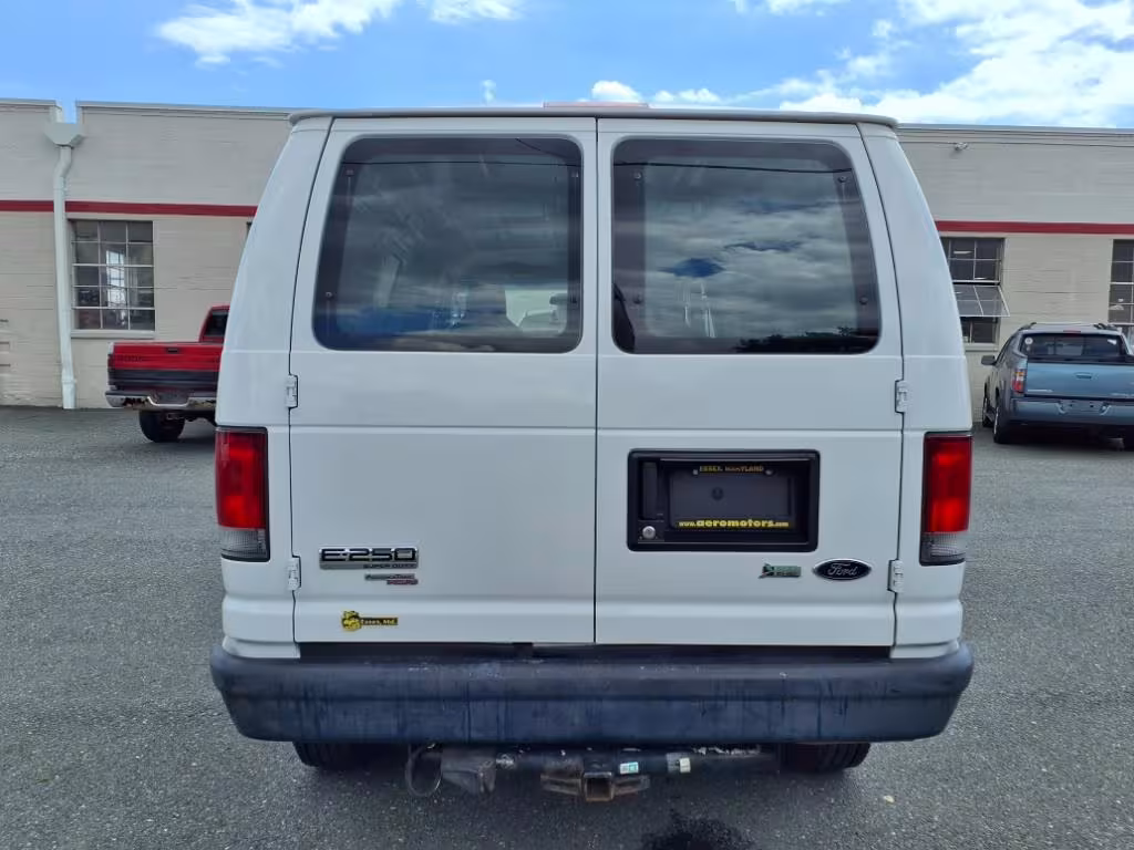 2014 Ford E-Series Van - 1FTNE2EW2EDB18633 - Image #3
