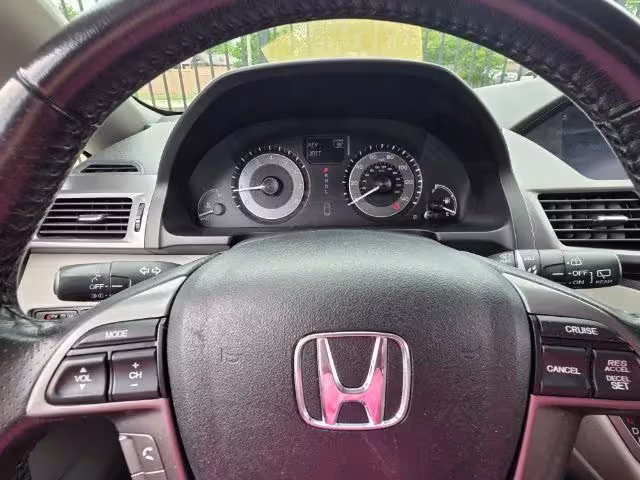2014 Honda Odyssey - 5FNRL5H6XEB083885 - Image #2