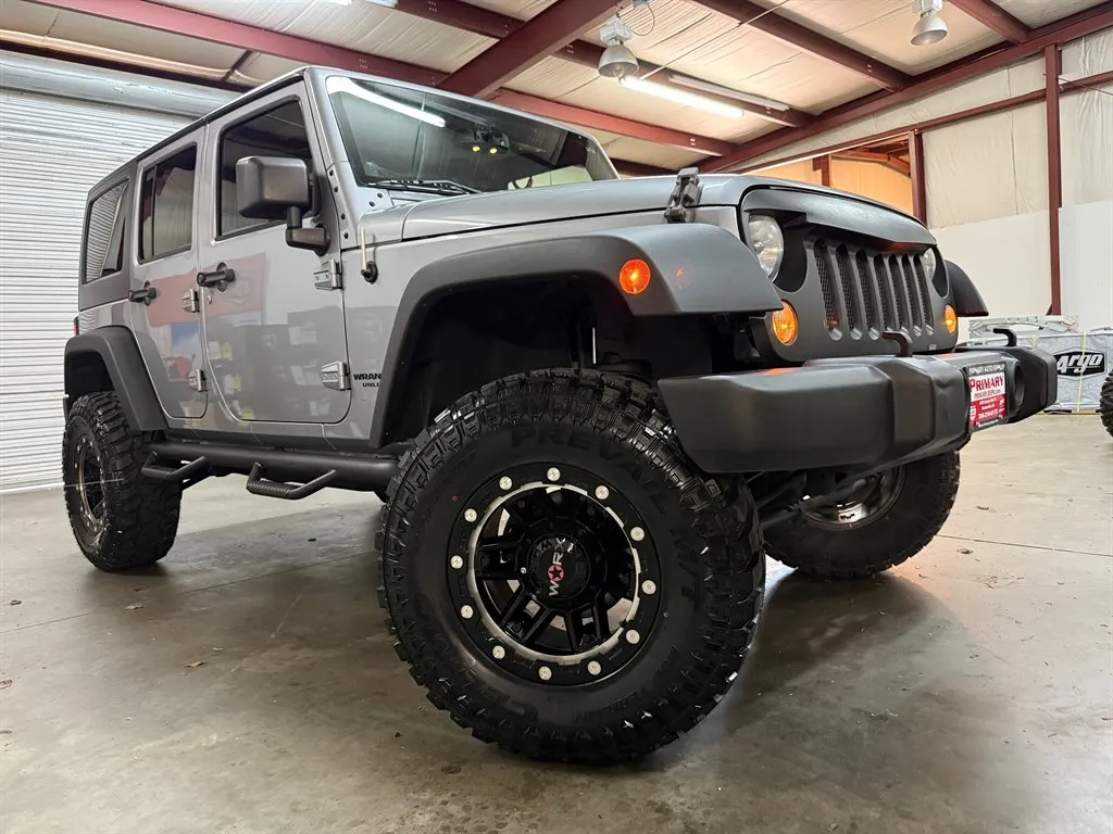2014 Jeep Wrangler - 1C4HJWDG1EL207951 - Image #2