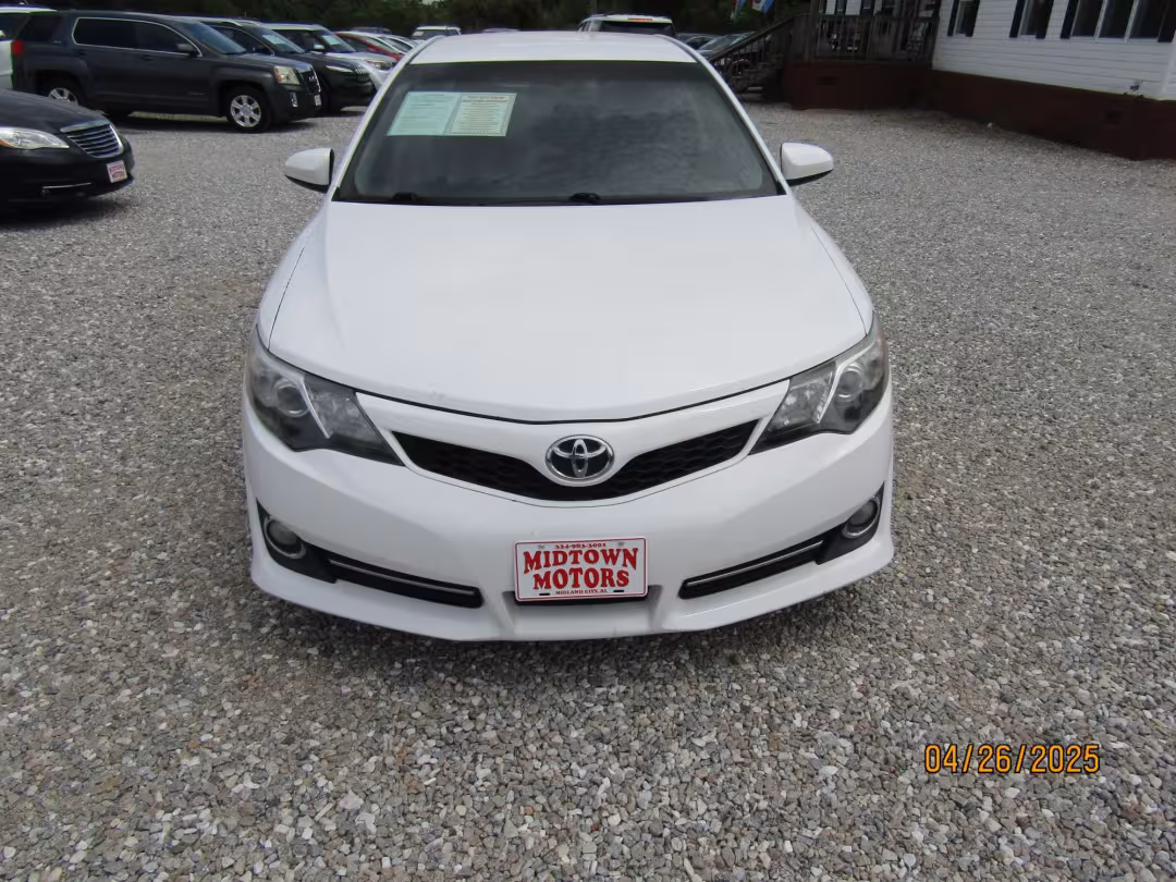 2014 Toyota Camry - 4T1BF1FK2EU319370 - Image #1