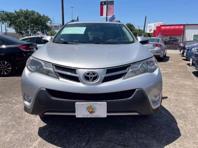 2014 Toyota RAV4 - 2T3WFREV1EW095866 - Image #2
