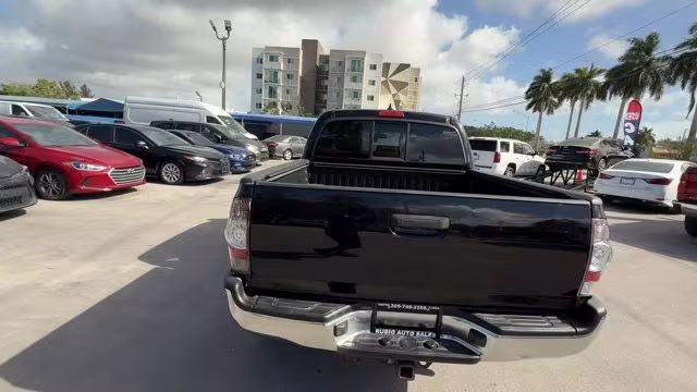 2014 Toyota Tacoma - 5TFJU4GN3EX059995 - Image #3