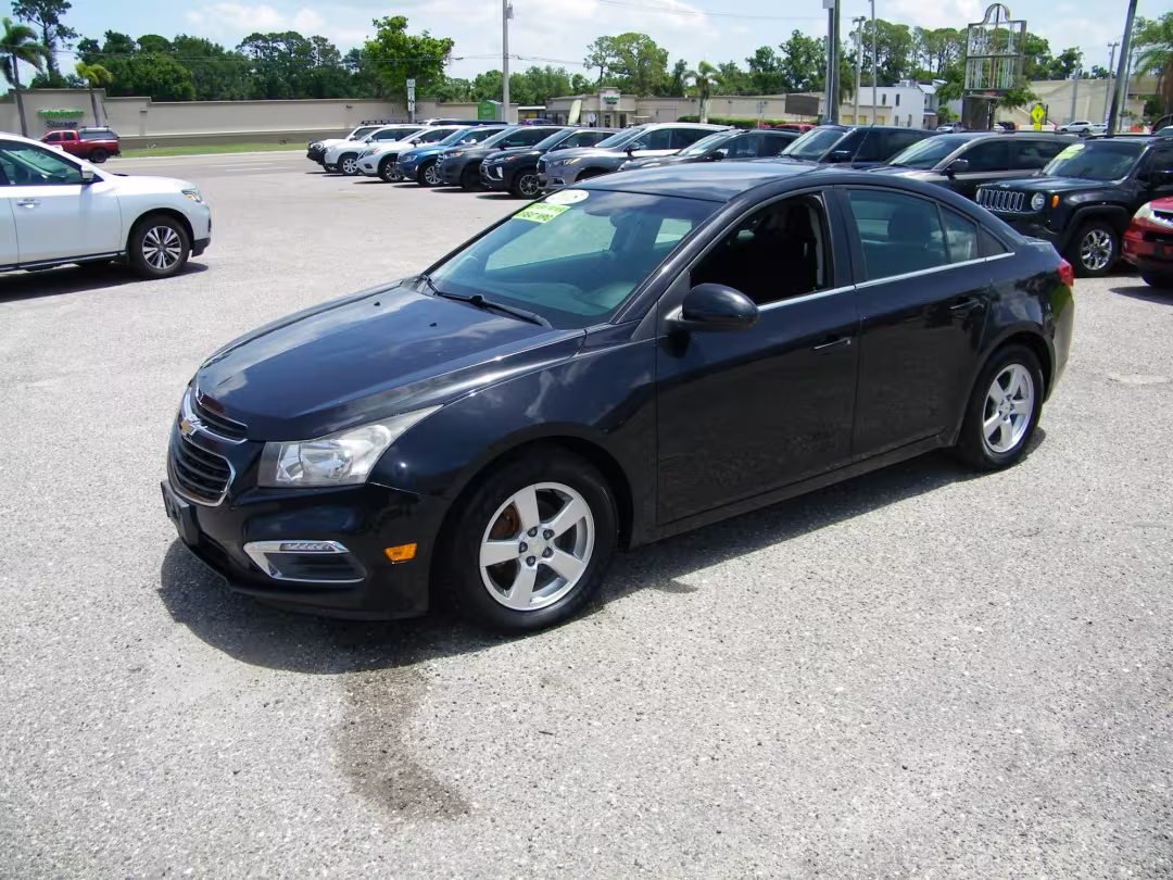 2015 Chevrolet Cruze - 1G1PC5SB7F7295060 - Image #1