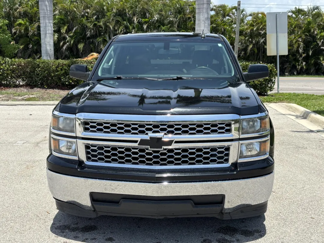 2015 Chevrolet Silverado 1500 - 1GCRCRECXFZ416728 - Image #3