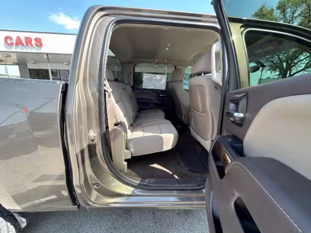 2015 Chevrolet Silverado 1500 - 3GCPCREC5FG153264 - Image #3
