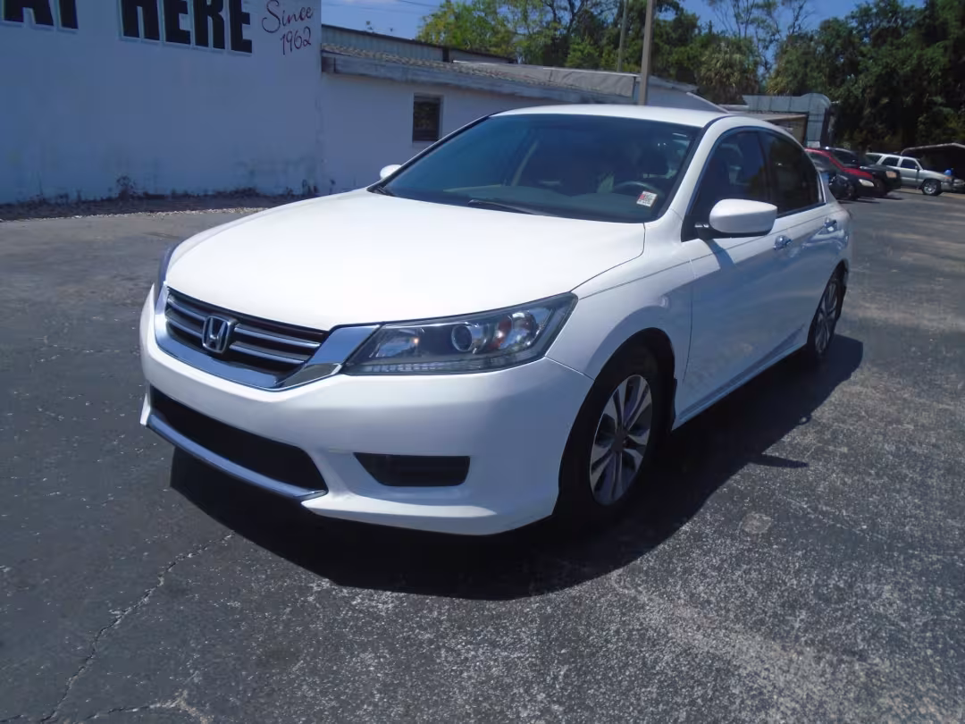 2015 Honda Accord - 1HGCR2F36FA169489 - Image #2