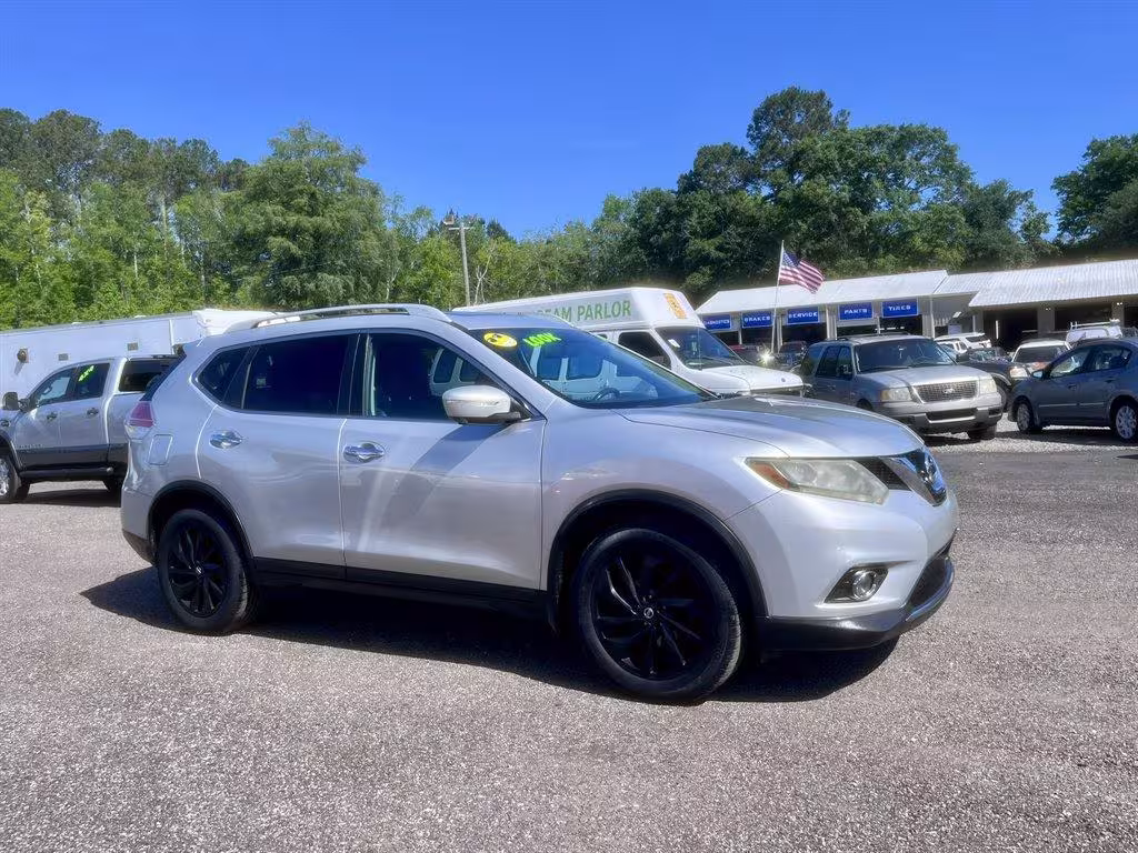2015 Nissan Rogue - 5N1AT2MT5FC822937 - Image #2