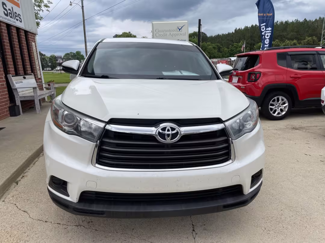 2015 Toyota Highlander - 5TDZARFH4FS013457 - Image #2