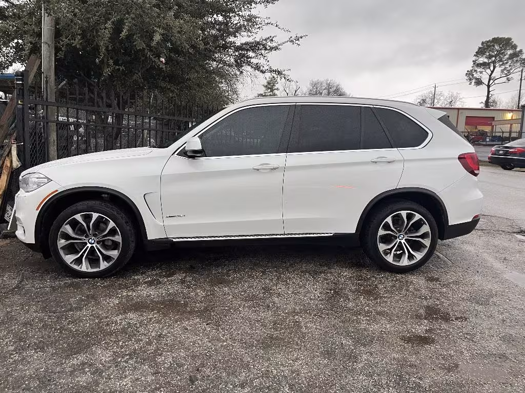 2016 BMW X5 - 5UXKR0C55G0P19064 - Image #1