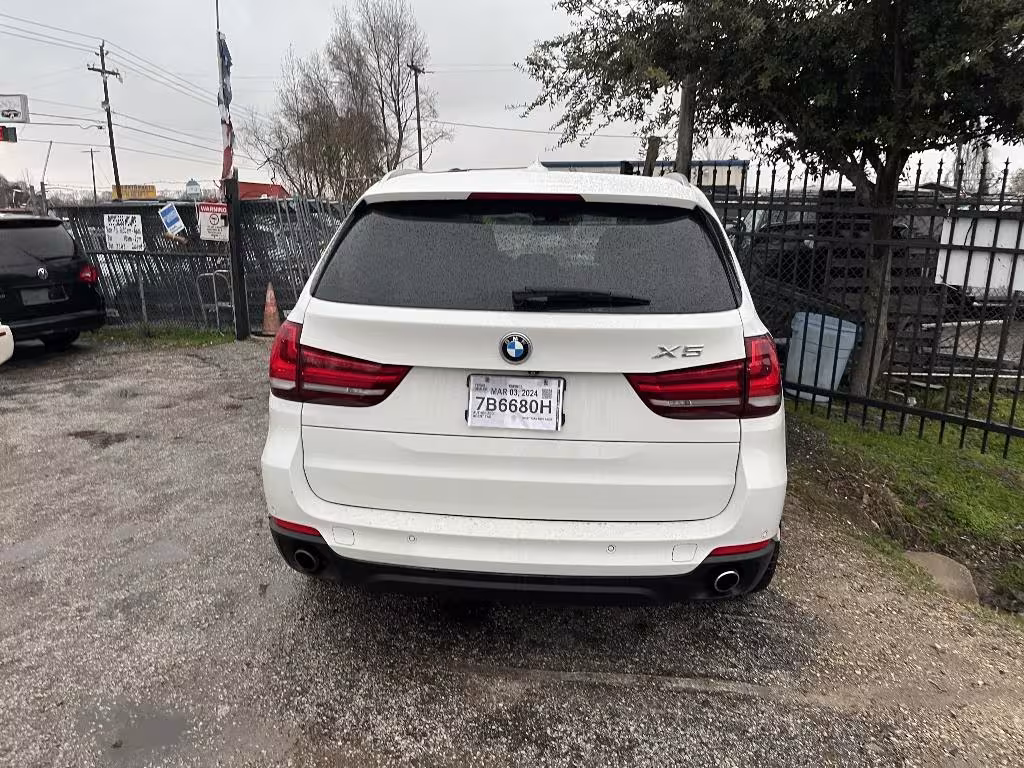 2016 BMW X5 - 5UXKR0C55G0P19064 - Image #2
