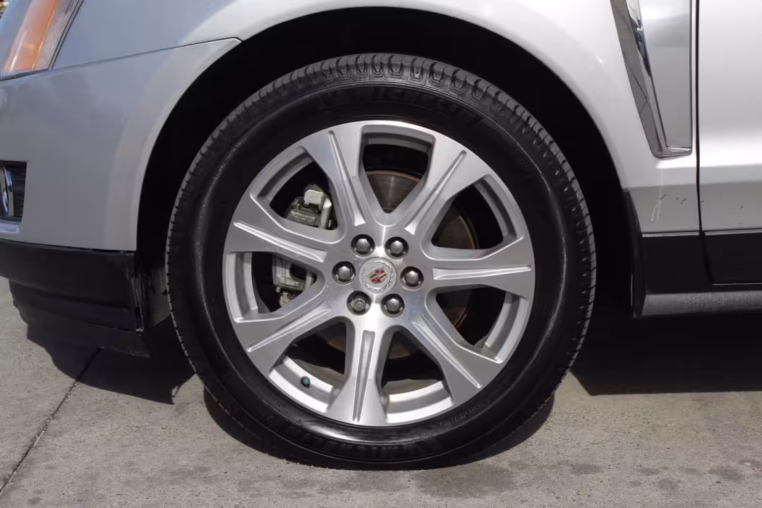 2016 Cadillac SRX - 3GYFNDE32GS530294 - Image #3