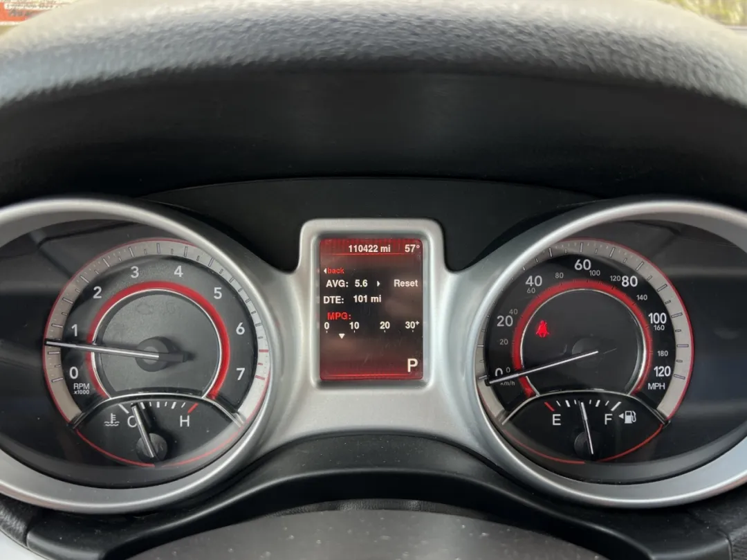 2016 Dodge Journey - 3C4PDCBG6GT206502 - Image #2