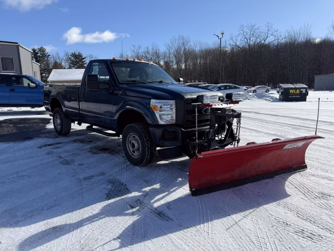 2016 Ford F-250 SD - 1FTBF2B65GEA47476 - Image #1