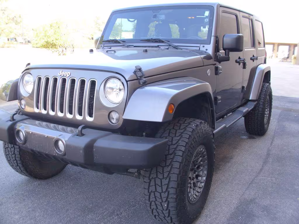 2016 Jeep Wrangler - 1C4BJWEG8GL172574 - Image #1