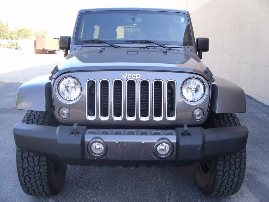 2016 Jeep Wrangler - 1C4BJWEG8GL172574 - Image #2