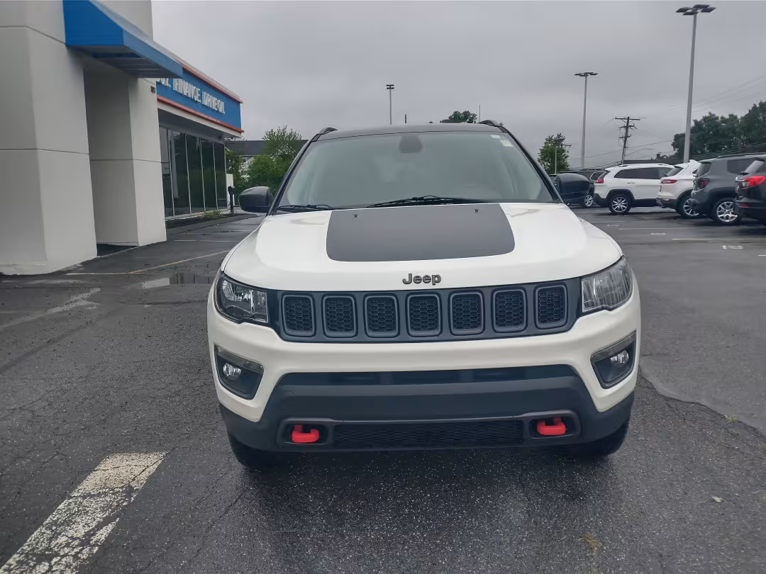2017 Jeep Compass - 3C4NJDDB9HT597640 - Image #2