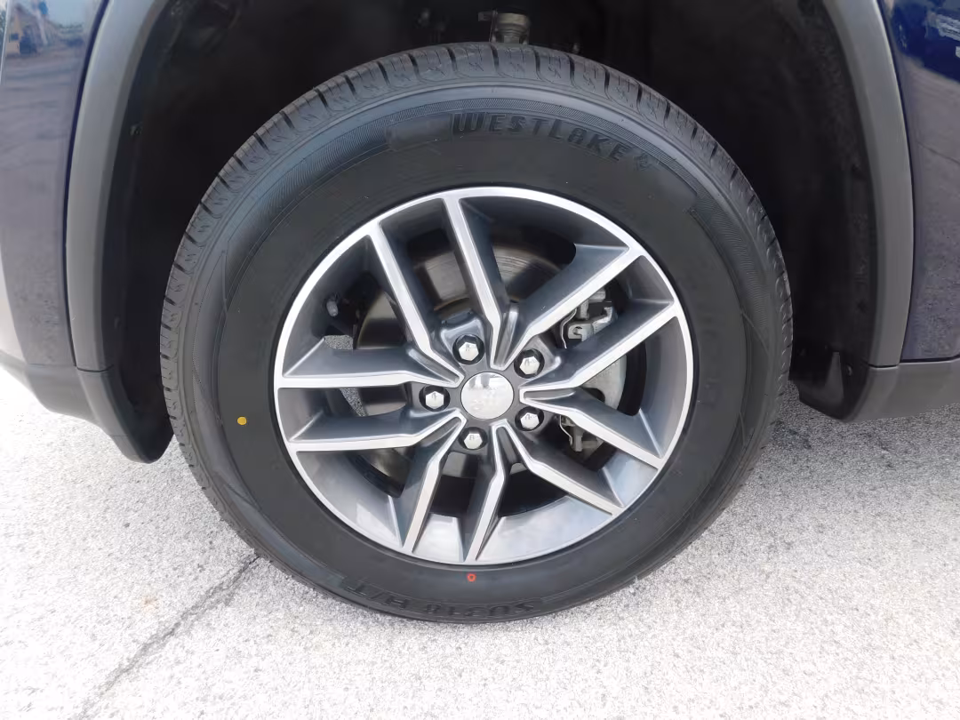 2017 Jeep Grand Cherokee - 1C4RJFBG7HC654389 - Image #2