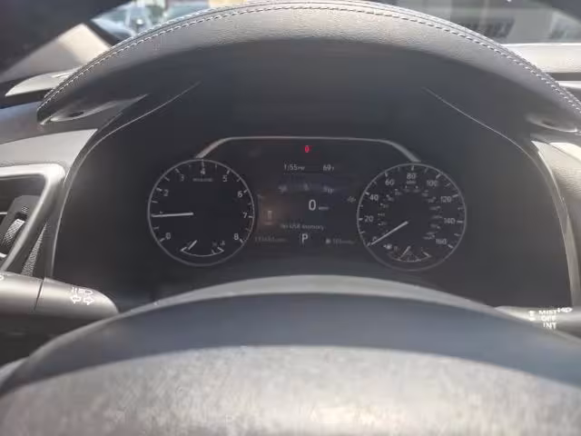2017 Nissan Murano - 5N1AZ2MG0HN120324 - Image #3