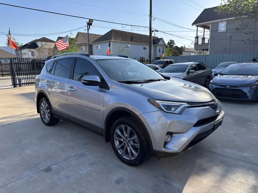 2017 Toyota RAV4 - 2T3YFREV1HW379351 - Image #1